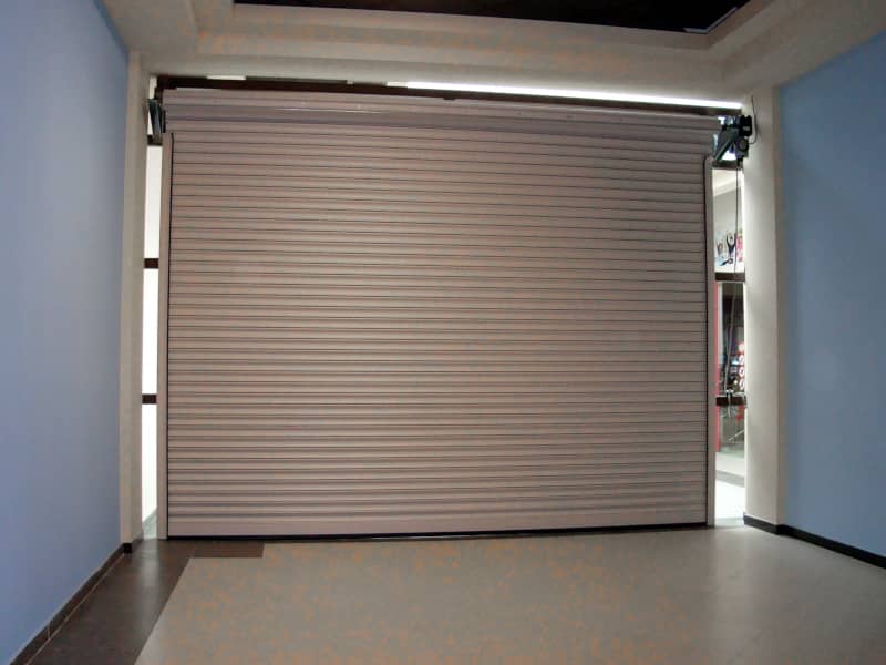 Роллетные ворота DoorHan в Ижевске с установкой