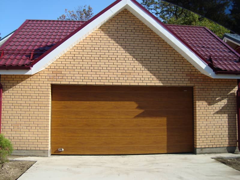 Секционные ворота DoorHan в Ижевске с установкой